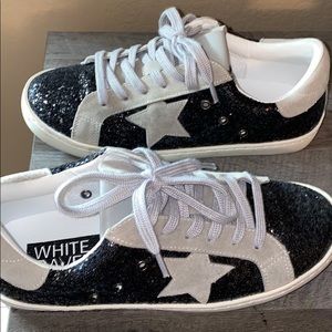 Vici golden goose like shoes